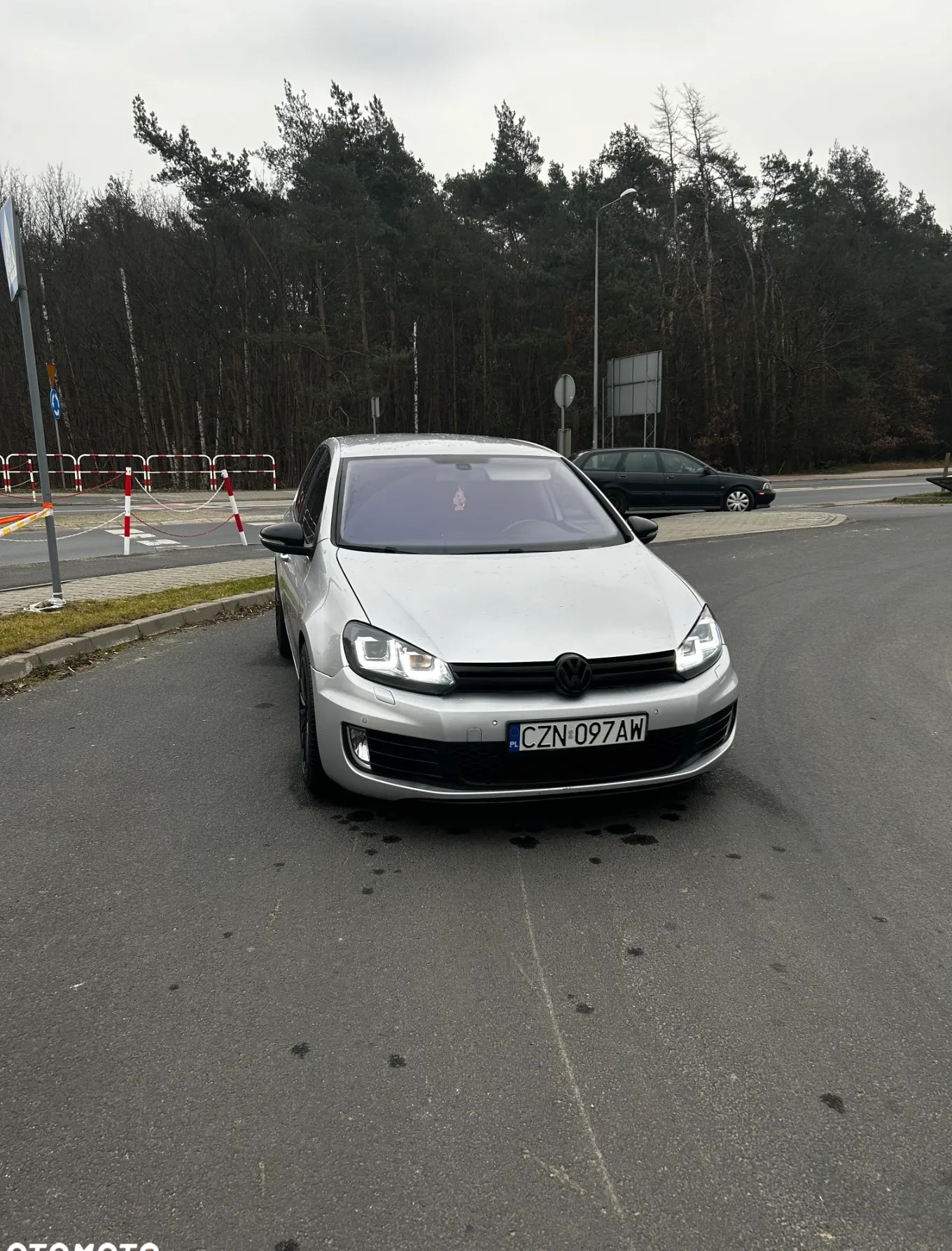 Volkswagen Golf cena 27999 przebieg: 216000, rok produkcji 2009 z Brusy małe 79